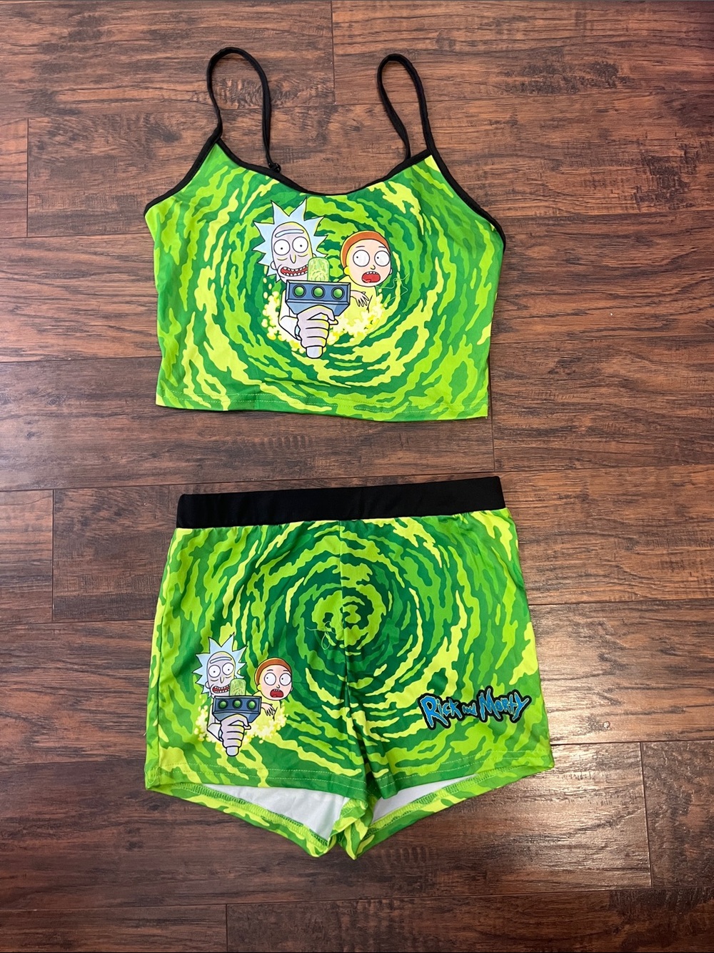 Green Portal Crop Top & Shorts Set